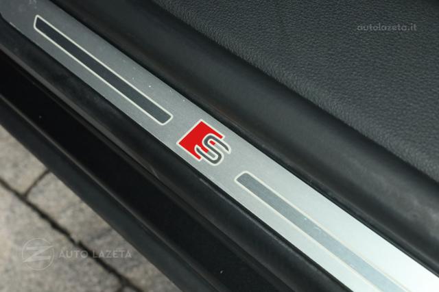 AUDI Q8 usata, con USB