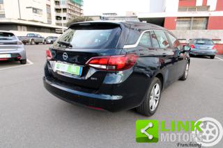 OPEL Astra usata, con Fendinebbia