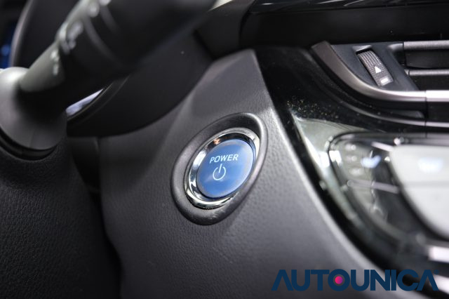 TOYOTA C-HR usata, con Vivavoce