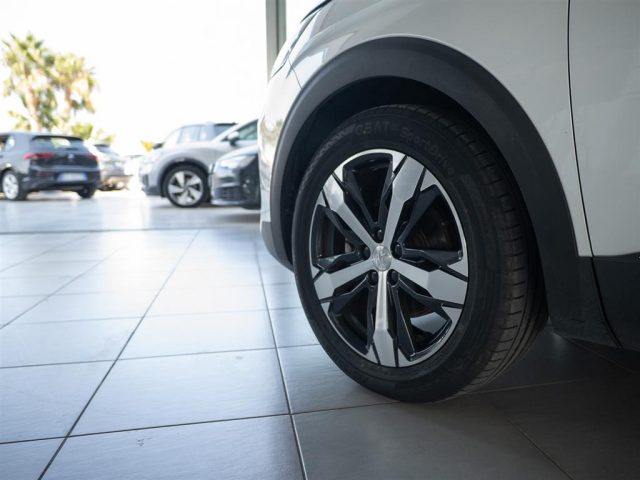 PEUGEOT 3008 usata, con Climatizzatore
