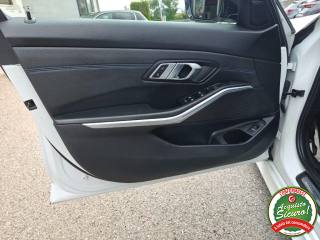 BMW 318 usata, con Autoradio