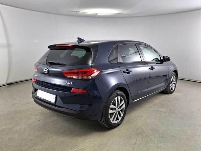 HYUNDAI i30 usata, con Airbag