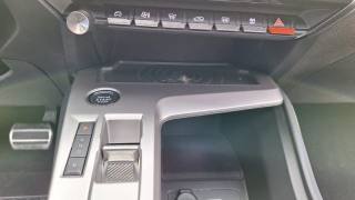 PEUGEOT 308 usata, con Sedili sportivi