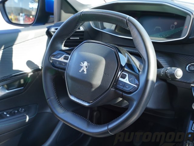 PEUGEOT 208 usata, con Bluetooth