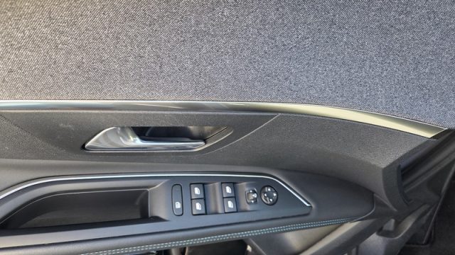 PEUGEOT 3008 usata, con Servosterzo