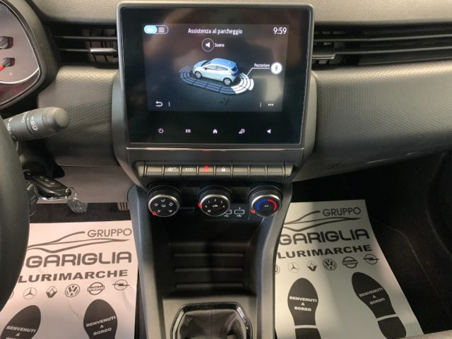 RENAULT Clio usata, con Fari LED