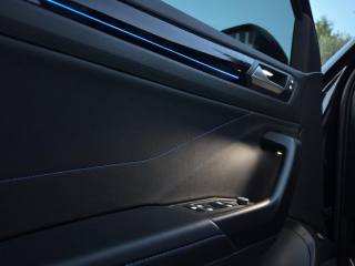VOLKSWAGEN T-Roc usata, con Cruise Control