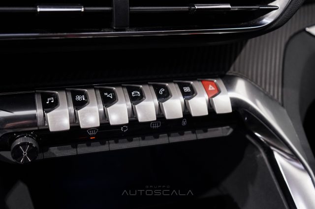 PEUGEOT 5008 usata, con Controllo elettronico della corsia