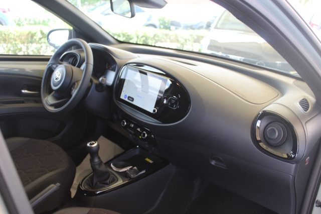TOYOTA Aygo X usata, con Climatizzatore