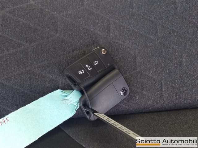 VOLKSWAGEN T-Cross usata, con Fari LED