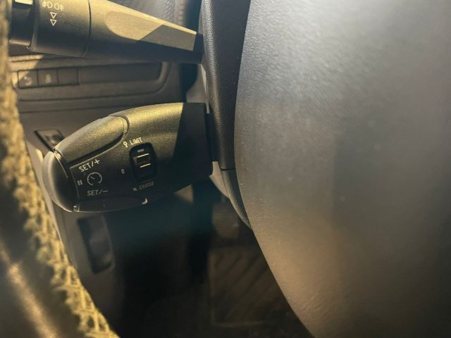 PEUGEOT 208 usata, con Bluetooth