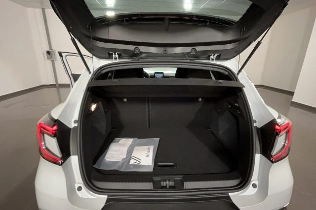 RENAULT Captur usata, con Controllo trazione