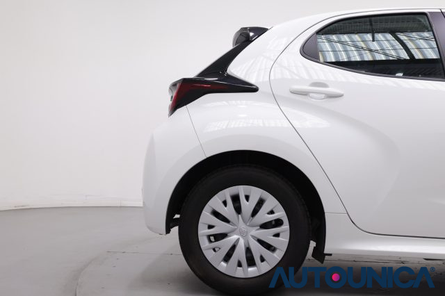 TOYOTA Yaris usata 39
