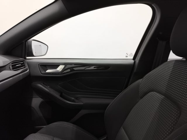 FORD Focus usata, con Fari LED