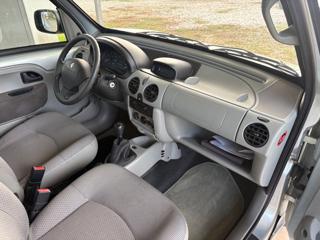 RENAULT Kangoo usata, con Climatizzatore