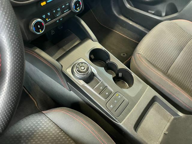 FORD Kuga usata, con Sistema di navigazione