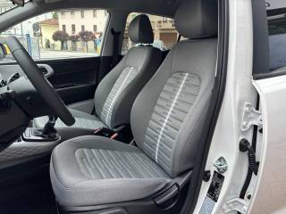HYUNDAI i10 usata, con Climatizzatore