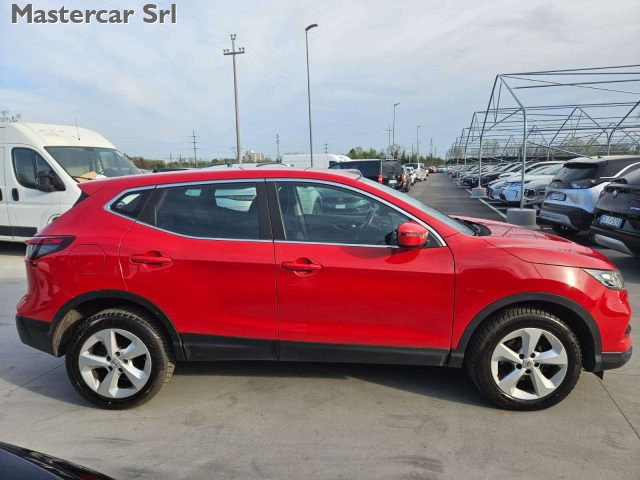 NISSAN Qashqai usata, con Boardcomputer