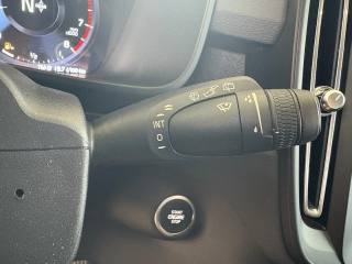 VOLVO XC40 usata, con Pneumatici estivi