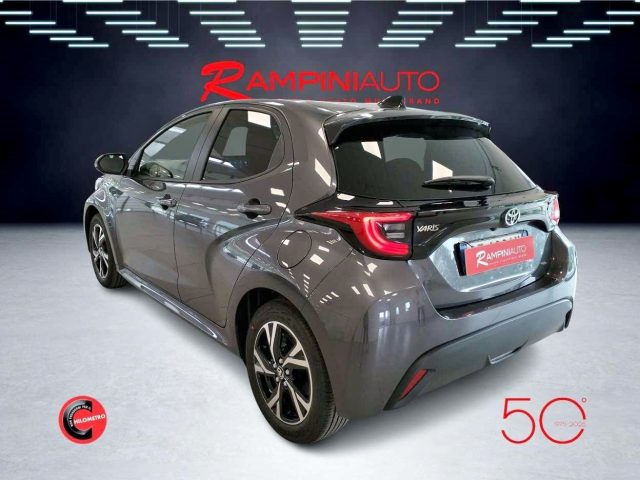 TOYOTA Yaris usata 8