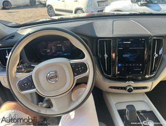 VOLVO XC60 usata, con Park Distance Control