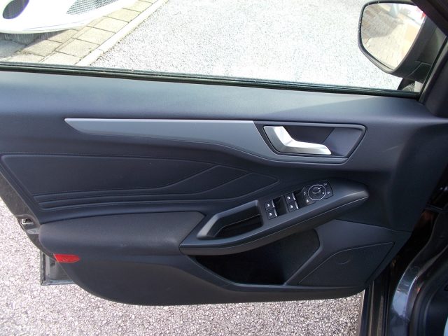 FORD Focus usata, con Fendinebbia