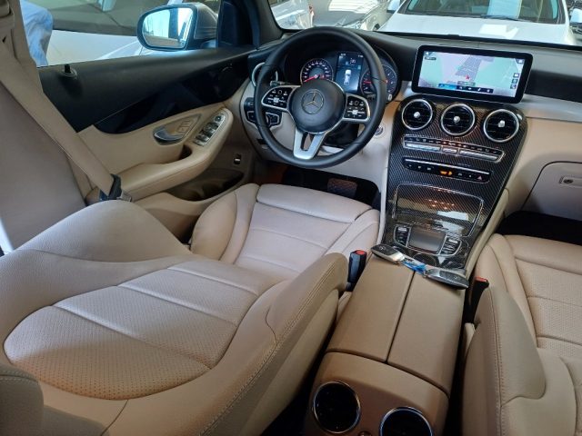MERCEDES-BENZ GLC 300 usata, con Leve al volante