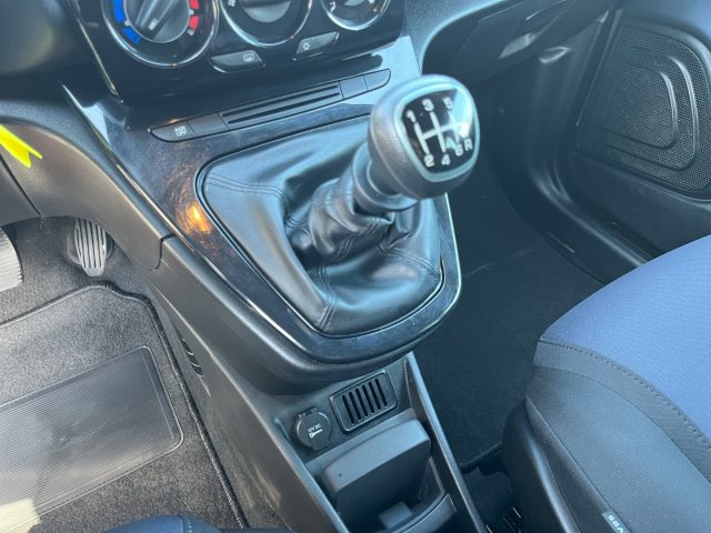 LANCIA Ypsilon usata, con Fendinebbia