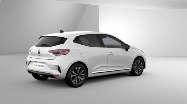 RENAULT Clio usata, con Controllo automatico clima