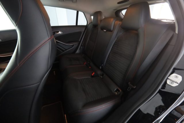 MERCEDES-BENZ CLA 200 usata 3