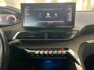 PEUGEOT 5008 usata, con Fari LED