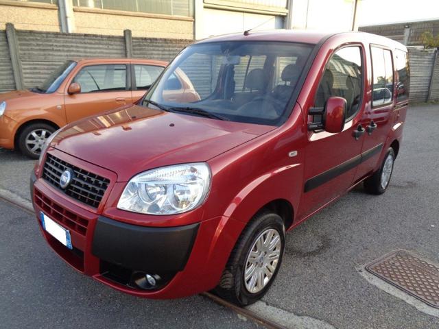 FIAT Doblo usata, con Airbag