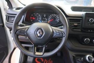 RENAULT Trafic usata, con Fari LED