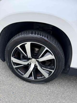 PEUGEOT 2008 usata, con Park Distance Control