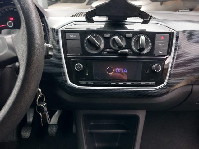 VOLKSWAGEN up! usata, con Sensore di pioggia