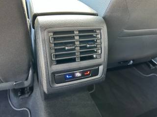 VOLKSWAGEN Golf usata, con Park Distance Control