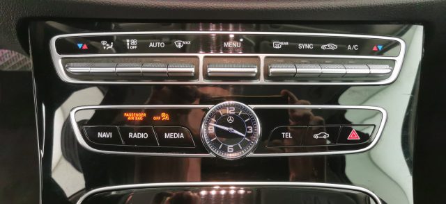 MERCEDES-BENZ E 220 usata, con ESP