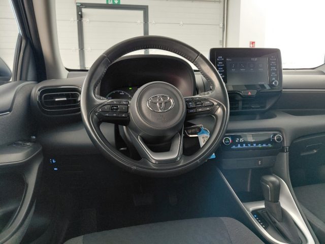 TOYOTA Yaris usata, con Volante multifunzione