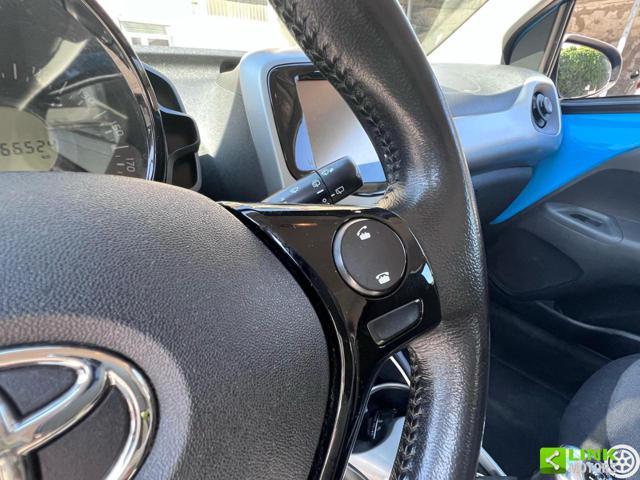 TOYOTA Aygo usata, con Autoradio digitale