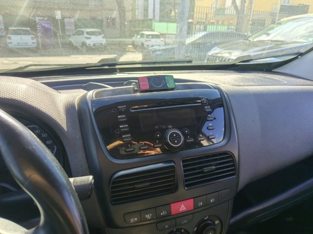 FIAT Doblo usata, con Controllo automatico clima