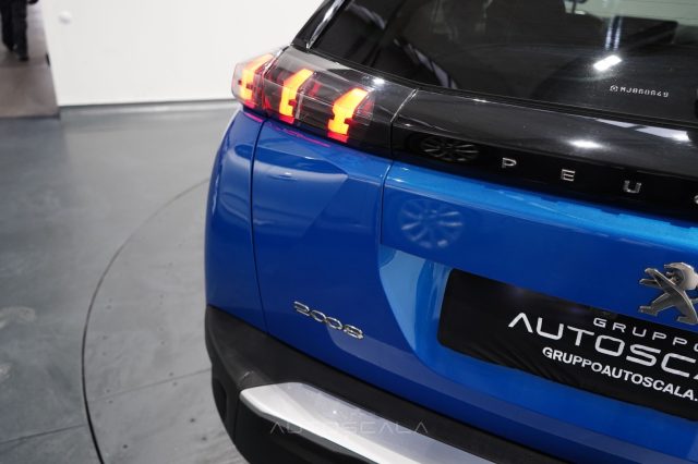 PEUGEOT 2008 usata, con Isofix