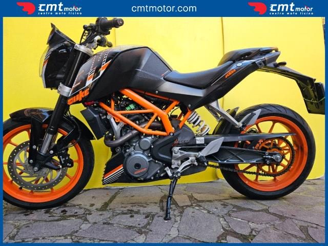 KTM 390 Duke usata 2