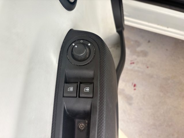 RENAULT Twingo usata 31