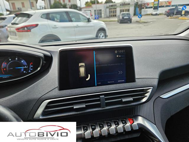 PEUGEOT 3008 usata, con Sensori di parcheggio posteriori
