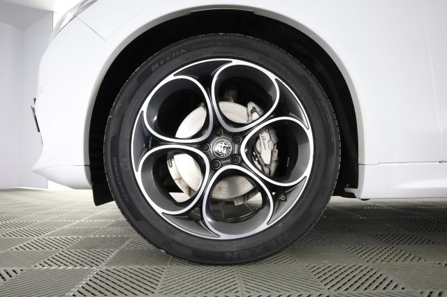 ALFA ROMEO Stelvio usata 8