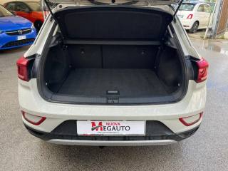 VOLKSWAGEN T-Roc usata, con Sensori di parcheggio posteriori