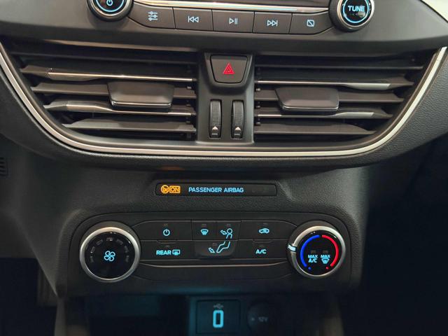 FORD Focus usata, con Fari LED