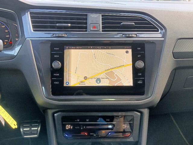 VOLKSWAGEN Tiguan usata, con USB