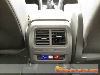 VOLKSWAGEN Touran usata, con Controllo trazione