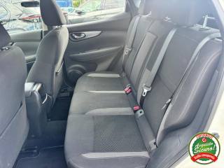 NISSAN Qashqai usata, con Lettore CD